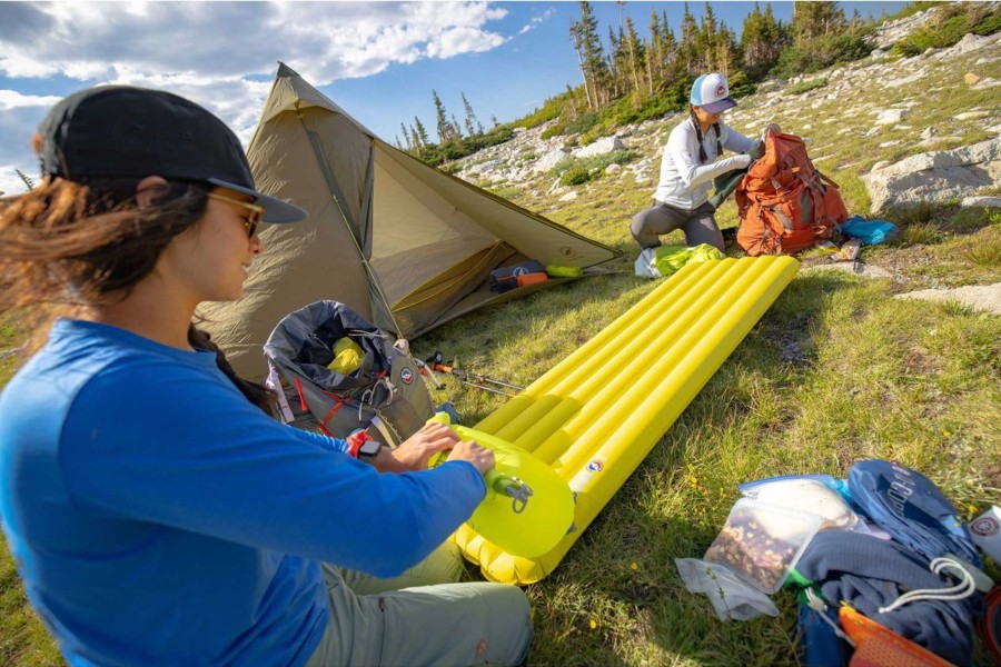 Camping Big Agnes Backpacking & Lightweight Sleeping Mats | Big Agnes Divide Insulated Mat - 20X72 Regular Yellow