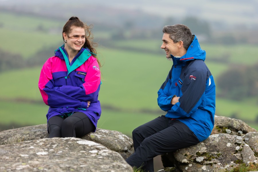 Clothing Berghaus Waterproof Jackets | Berghaus Unisex Mera Peak 2000 Jacket - Aquatic-Dusk-Linen White Blue